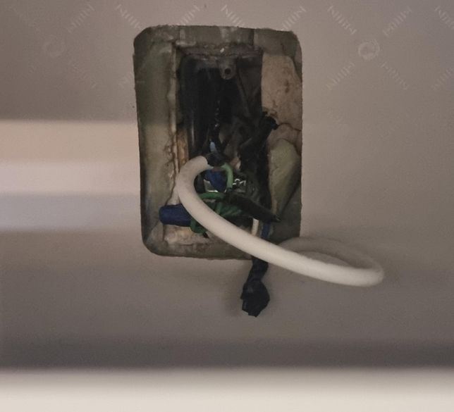 아파트 매수후 전기하자입니다. 꼭 좀 봐주세요ㅜㅜ의 1번 째 이미지