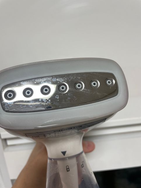 수납장에 물든 것 같은데 어떻게 지우나요?의 1번 째 이미지