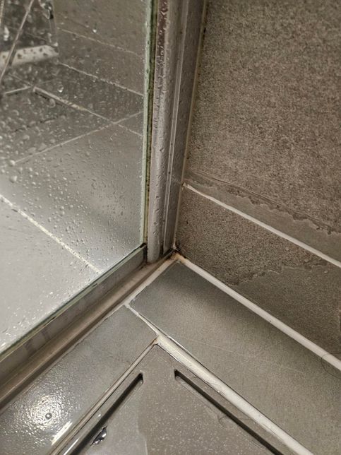 청소 고수님들 화장실 청소 꿀팁 좀 부탁드립니다.의 2번 째 이미지