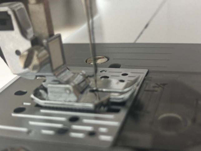 바늘이 구멍 안으로 안 들어가면 어떻게 해야해요?의 0번 째 이미지