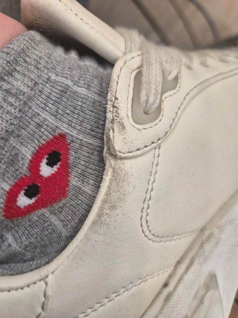 신발 안쪽이 왜이리 빨리 뜯어질까요??의 0번 째 이미지