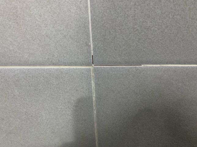 월세집 화장실 타일 줄눈이 떨어져나갔는데의 0번 째 이미지