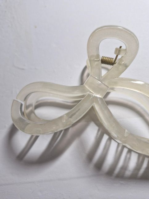 집게핀 부서졌는데 본드붙어서 사용해도될까요?의 0번 째 이미지