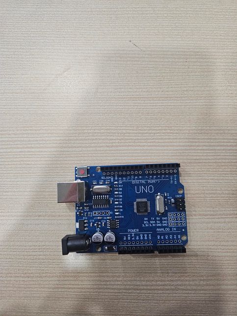 Dwm1000센서와 esp32를 이용하여 일정 거리를 벗어나면 부저를 울릴려고 합니다의 2번 째 이미지