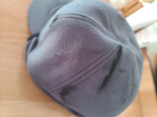 고어텍스 모자 기름기제거 방법 알려주세요의 0번 째 이미지