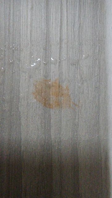 물,과탄산소다,치약으로도 바닥 얼룩이 안지워져요의 1번 째 이미지