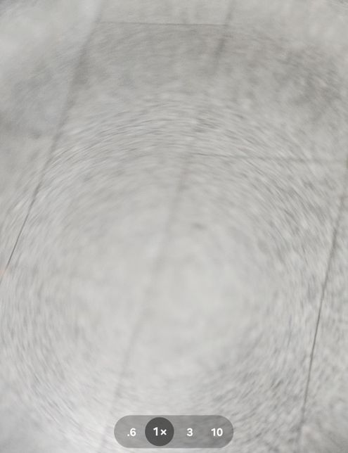 카메라 시점이 이상해요 이거 어떻게 해결 하나요?의 0번 째 이미지