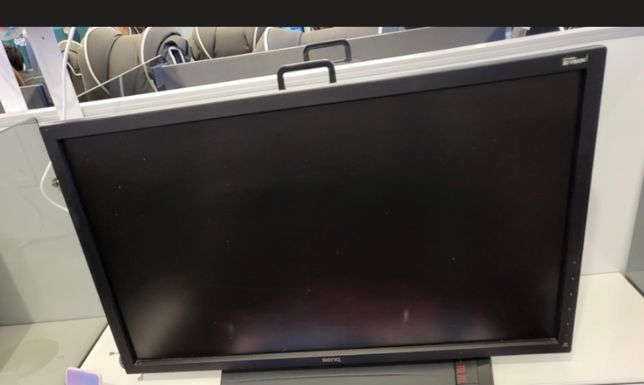 모니터 모델명 좀 제발 알려즈세요 ㅜㅜ의 0번 째 이미지