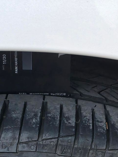 자동차 앞 뒤 타이어 몇 % 남았나요??의 1번 째 이미지