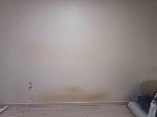 도배관련 질문입니다 더러운부분 도배하는데 비용이랑 시간 알려주실수있나요의 2번 째 이미지