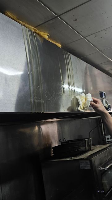 식당 주방 후드에서 기름이 줄줄 흘러요의 0번 째 이미지