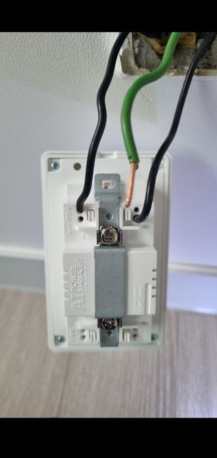 접지선 연결 위치를 못 찾겠습니다..의 0번 째 이미지