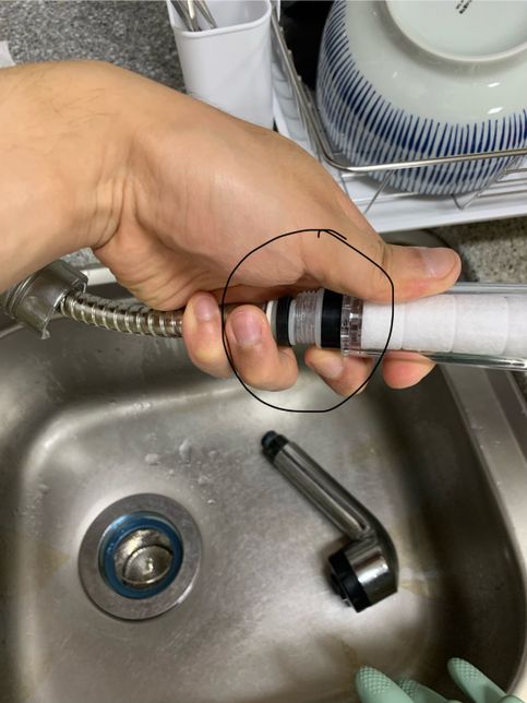 자취 싱크대 필터 교체중 질문 제발 도와주세여.. ㅠㅠ의 2번 째 이미지