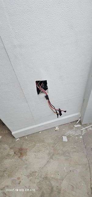 콘센트 선 연결을 어떻게 해야하나요?의 0번 째 이미지