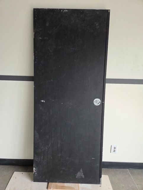 철문에 페인트 어떻게 할까요?(기존에 칠이 되어 있는상태)의 0번 째 이미지