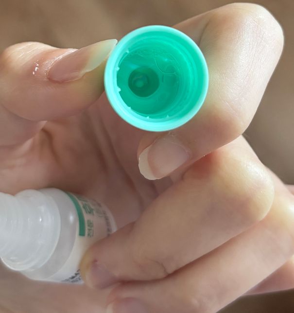 🆘안약이 통 안에서 샜는데 사용해도 되나요?의 0번 째 이미지