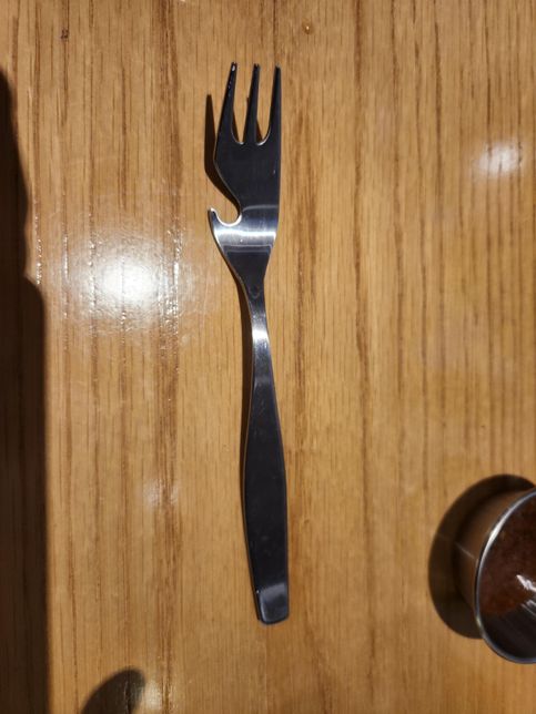 이 포크는 어디에 사용하는 포크일까요?의 0번 째 이미지