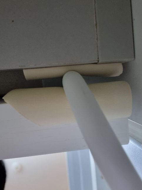 고용량 멀티탭 선 끼임 관련 재질문 사진유의 0번 째 이미지