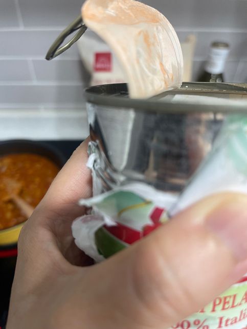 찌그러진 캔 안의 음식 먹어도 되나요?의 1번 째 이미지