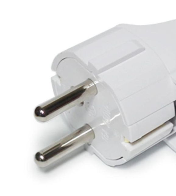 콘센트가 없어서 플러그를 보조배터리에 연결하고 싶은데 방법이 있을까요?의 0번 째 이미지