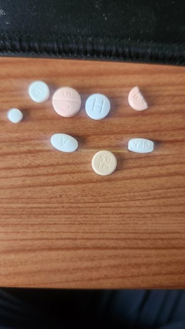 무슨 약들인가요? 이름과 효능 궁금합니다의 2번 째 이미지