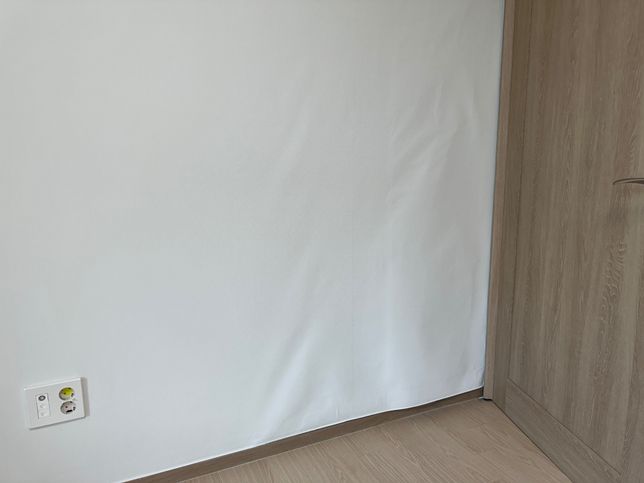 벽지 도배 상태 불량) 아파트 시공 문제인가요 도배 문제인가요?의 3번 째 이미지