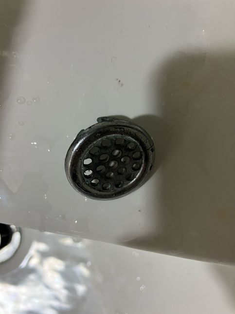 세면대에 있는 이 부분의 이름이 뭔가요?의 0번 째 이미지