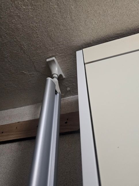 아랫층에서 발코니 누수문제가 발생했다고 연락이왔네요의 1번 째 이미지