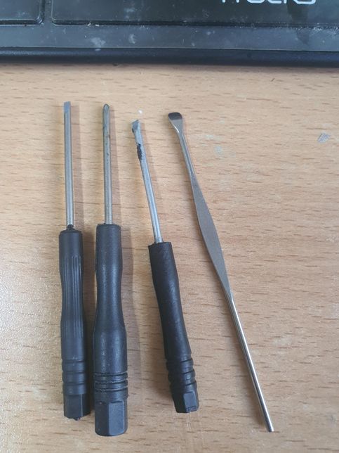 선생님들 저 어떻합니까 컴퓨터 디스플레이 옵션 ... 세션이 따로 놀아요. 모니터화면세션이.의 2번 째 이미지