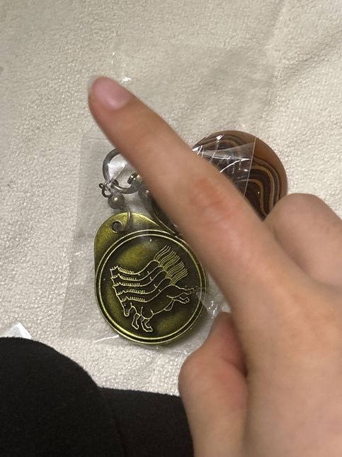 암행어사 패에 유리같은게 껴있어요 ㅠㅠ의 3번 째 이미지