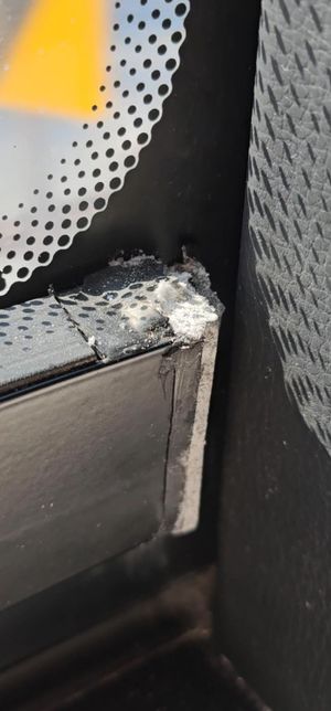 혹시 이거 석면 가루 일수도 있나요??의 1번 째 이미지