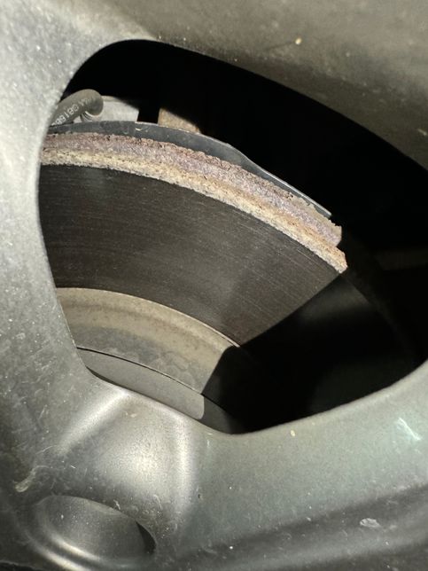 아반떼 ad 4만 킬로 뛰었는데 브레이크 디스크 교체 해야하나요?의 1번 째 이미지