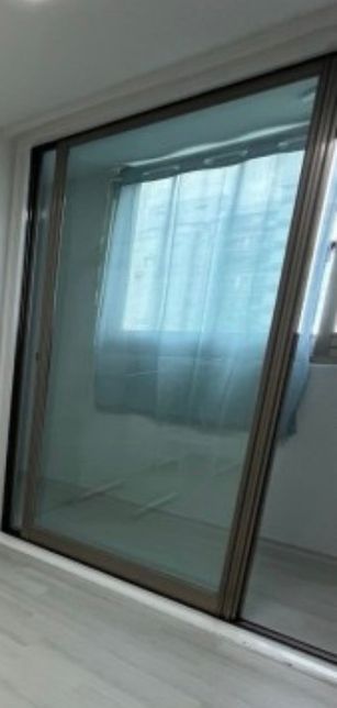 인테리어 질문, 이게 샷시인가요?..의 0번 째 이미지