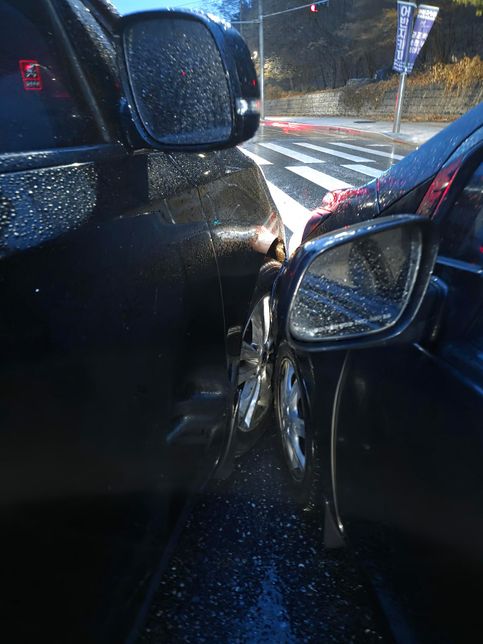 실선에서 차선 변경한 경우 과실 비율이 어떻게 될까요?의 2번 째 이미지