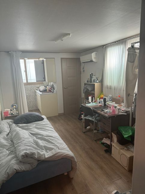 원룸 구축 10평 3층 vs 구축아파트 22평 꼭대기층 맨가에층의 1번 째 이미지