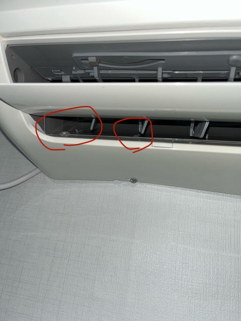 벽걸이 에어컨 왼쪽에만 물맺힘, 배수구조의 1번 째 이미지