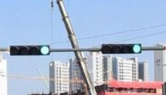 바닥유턴표시 있는데 전방에 표지판없을때 상시유턴인가요?의 0번 째 이미지