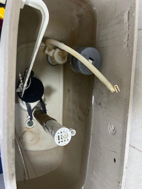 변기 수위가 이전에 비해 잘 차지 않습니다의 0번 째 이미지