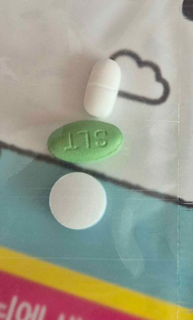 이 약들과 충돌 되는 영양제와 복용 시간, 간 부담이 없는지 궁금합니다의 1번 째 이미지