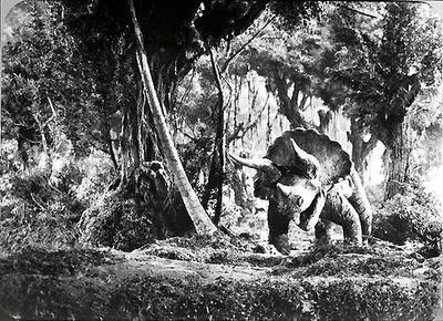 영화 킹콩에 고생물을 닮은 괴물들이 등장했는데 왜 실제로 옛날에 살았던 시대와 다르게 등장해요?의 1번 째 이미지