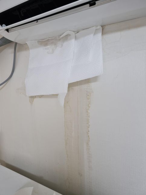 원룸 에어컨 누수로 인한 벽지 훼손시 책임 소재의 1번 째 이미지