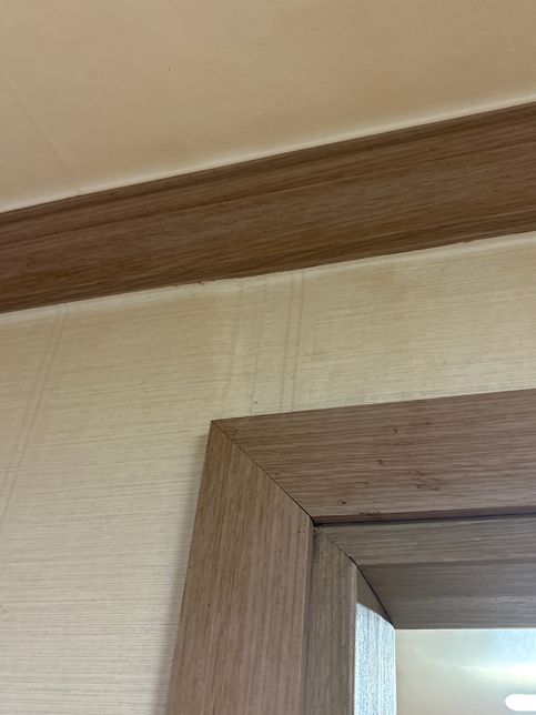 집 바닥,벽 금 많이 가고 사진 처럼 내려가기 시작하네요의 2번 째 이미지