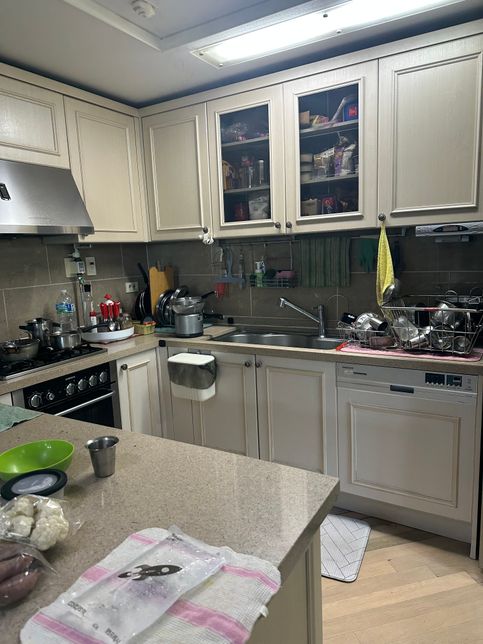 싱크대랑 상하부장 견적이 얼마정도하나요?의 0번 째 이미지