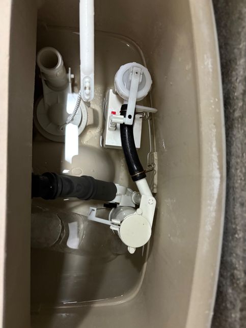 변기물이 안차는데 어떻게해야하나요??의 0번 째 이미지