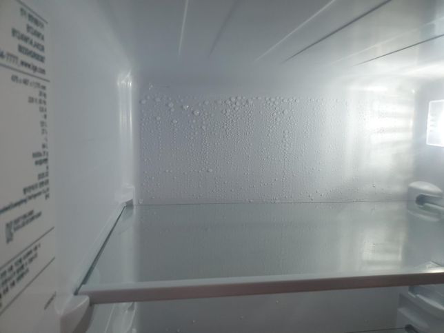 냉장고에 물기가 닦아도 자꾸 생겨요!의 0번 째 이미지