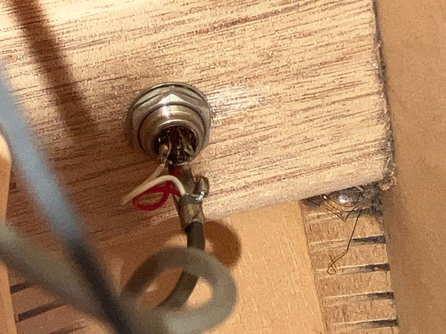 통기타 픽업 남땜질 떨어짐 수리 여부..의 0번 째 이미지