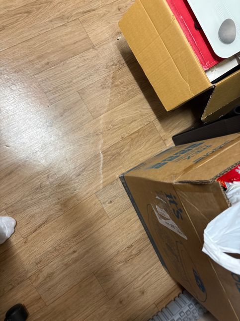 집 바닥,벽 금 많이 가고 사진 처럼 내려가기 시작하네요의 3번 째 이미지