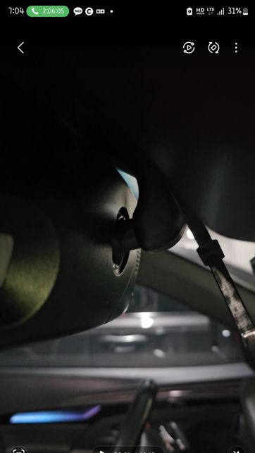 룸미러 고정 부분이 고장났는데 고수분들 도와주실래요?의 1번 째 이미지