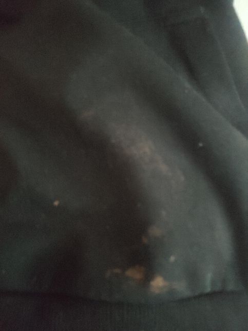 옷 얼룩이 잘 안 지워주시는데 도와주실수있나요의 0번 째 이미지