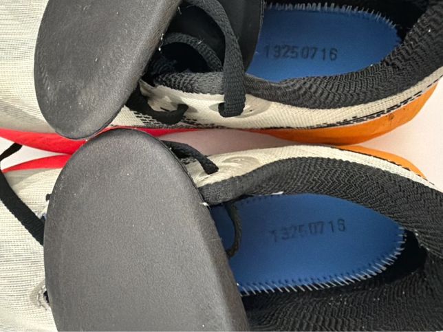 아식스 노바블라스트5 정품 문의드립니다의 2번 째 이미지